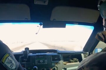 Подросток захотел эвакуироваться из горячей точки, но родители отказывались: чем завершилась история