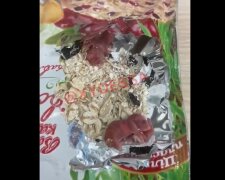 "Овсянка с мышами": странная находка в пакете  обескуражила одессита, видео