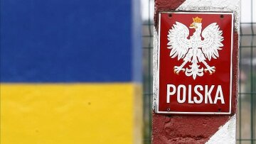 Польща забирає свого посла з України: що відбувається