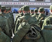 Оккупанты срочно набирают "вояк" 2004-го года рождения для войны в Украине: "уже после 11-го апреля..."