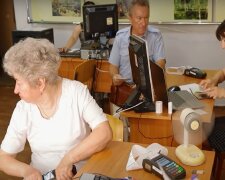 Грошова допомога для пенсіонерів у Сумській області