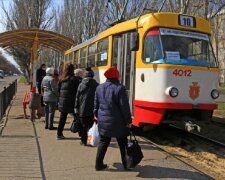 Режим НС в Одесі: що відбувається у громадському транспорті і кого пускають, фото