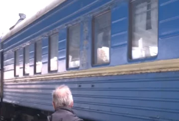 Новий графік руху поїздів до Дніпра
