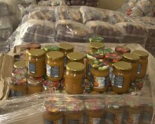 Безкоштовні продукти для ВПО та пенсіонерів у Дніпрі