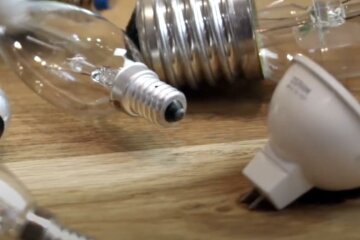 Графіки відключення світла у Київській області