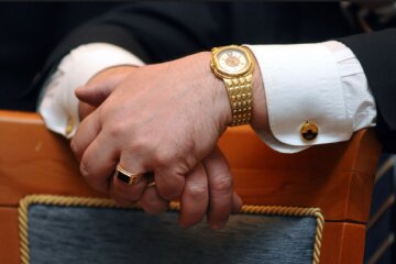 часы, нардеп, депутат, чиновник