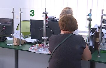 Грошова допомога для пенсіонерів у Дніпропетровській області