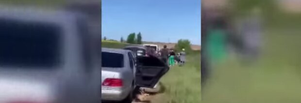 Люди біжать до Кривого Рогу босоніж, рятуючись від