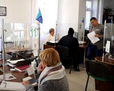 Грошова допомога для пенсіонерів у Київській області