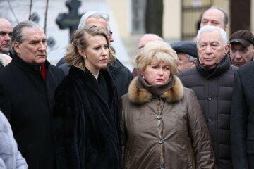 Біда з матір'ю Собчак, терміново доставили в лікарню: що відомо