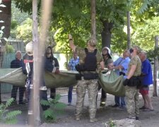 Обезьяны устроили небывалый переполох в Одессе, съехались полиция и спасатели: появилось видео