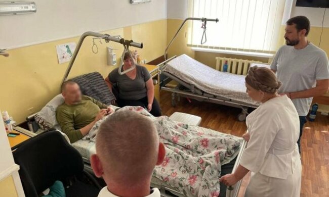 Лидер «Батькивщины» Юлия Тимошенко добилась изменений в лечении раненых защитников и защитниц Украины