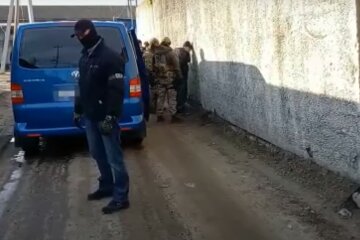 Озброєний "ЛНРовець" влаштувався в Харкові: СБУ виїхала на термінове захоплення, відео