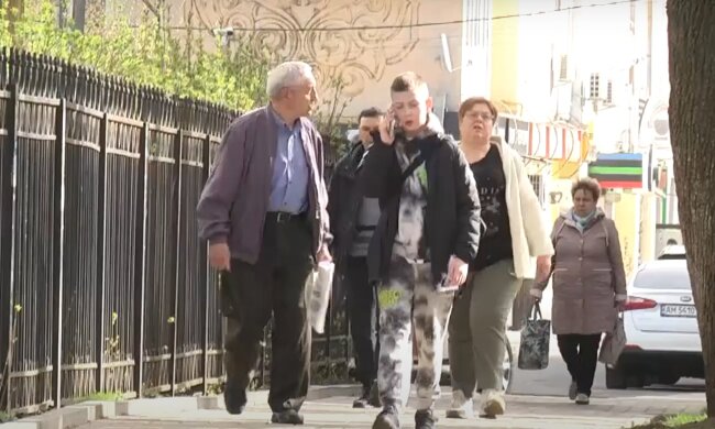 Грошова допомога для пенсіонерів у Київській області