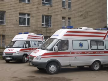 ”Убита” дорога до лікарні в Харкові шокувала користувачів мережі: “все дуже погано”