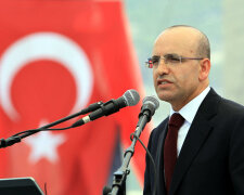 Заместитель премьер-министра Турции Мехмет Шимшек