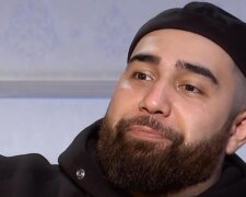 Рэпер Jah Khalib, который сидел в подвале 24 февраля, спустя год продался россии: "Иногда лучше молчать, чем писать такое"