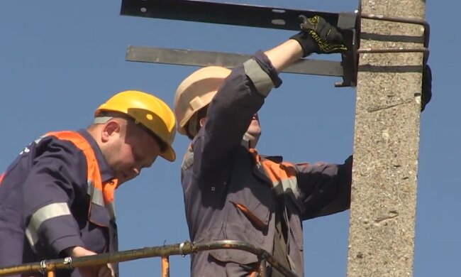 Графіки відключення світла у Полтавській області на 8 квітня