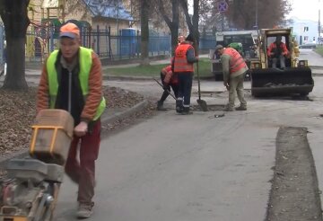 Ограничение движения транспорта во Львове