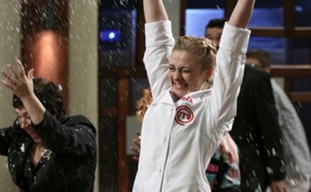 8IeIUAjoQxkJtczKiGGQFGMIV8LO55f9ySKfAz8G