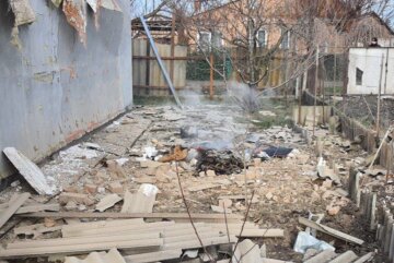 Под обстрелом оказались жилые дома: армия рф ударила артиллерией по Днепропетровщине, есть жертвы
