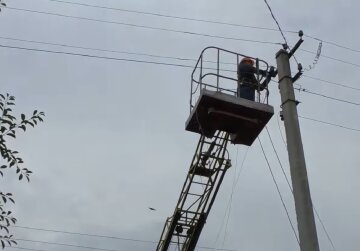 Графіки відключення світла у Чернігові на 3 квітня