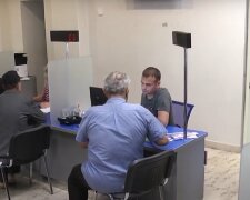 Денежная помощь для пенсионеров в Харьковской области