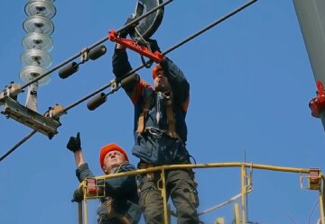 Графики отключения света в Сумской области на 16 апреля