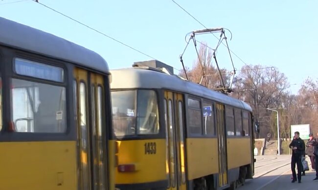 Новий графік руху транспорту в Дніпрі