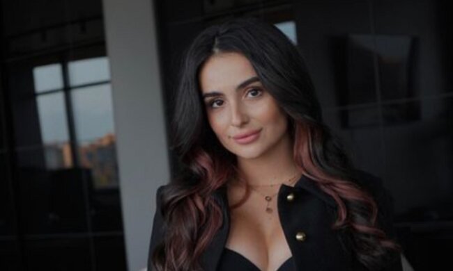 Анна Тринчер