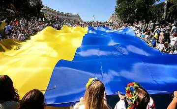 флаг Украины объединение украины