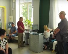 Денежная помощь для пенсионеров в Днепропетровской области