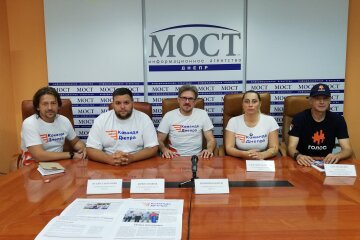 Позапартійний Голос мажоритарників