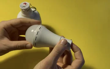 Графік відключення світла у Житомирській області на 3 грудня