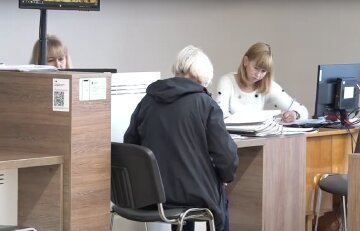 Грошова допомога для пенсіонерів в Одеській області