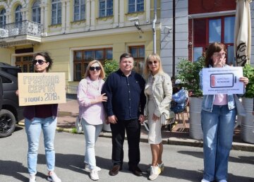 «Київ пам’ятає. Київ чекає»: на Подолі пройшла масштабна акція на підтримку полонених цивільних українців