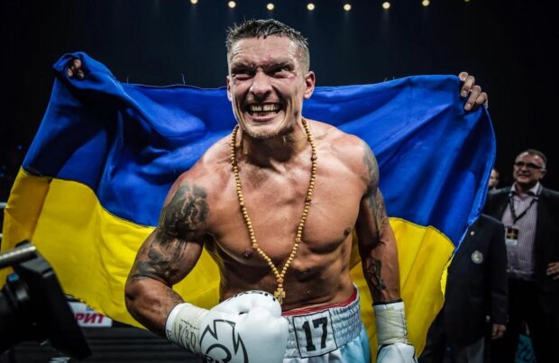 Известный промоутер раскрыл проблему боя Усик-Чисора: «в скором времени…»