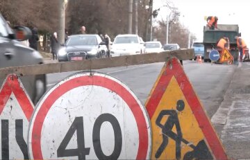 Ограничение движения транспорта во Львовской области