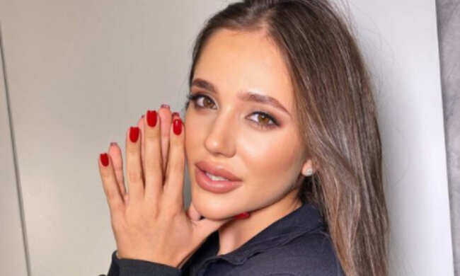 Даша Ульянова, Холостяк