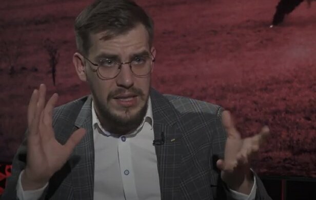 В ході переписування Конституції 1996 року ми фактично втратили цілий її розділ, - Биков
