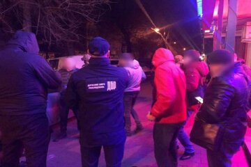 Розбійна банда на чолі з поліцейським влаштувала терор на Одещині: подробиці і фото