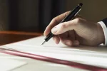 подпись рука пишет документ