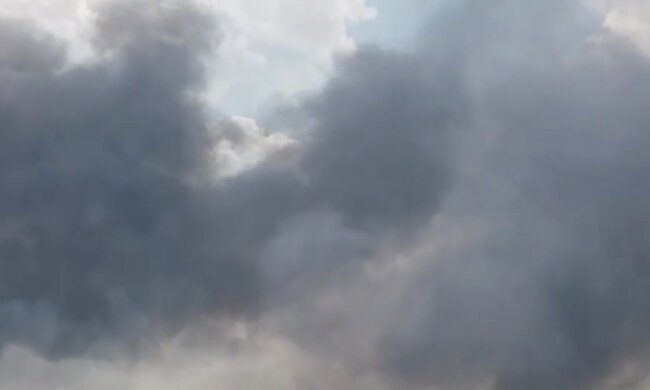 дим у небі, пожежа