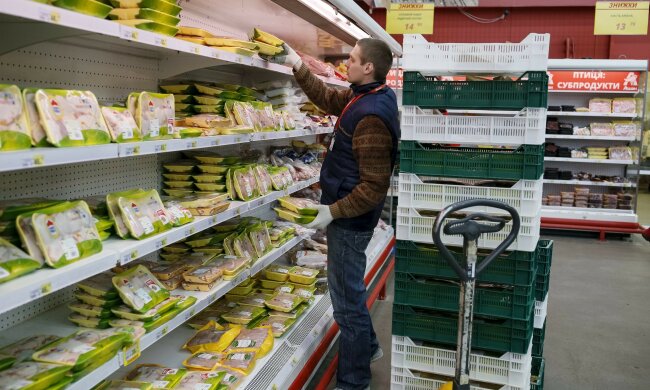 Кабмин перестанет регулировать цены на социальные продукты
