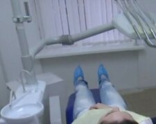 9-річній українці вирвали 12 зубів одним махом: мама каже, що згоди не давала
