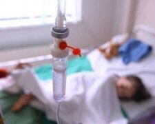 Опасная болезнь валит с ног детей в Днепре, в больницах больше нет мест: кадры эпидемии