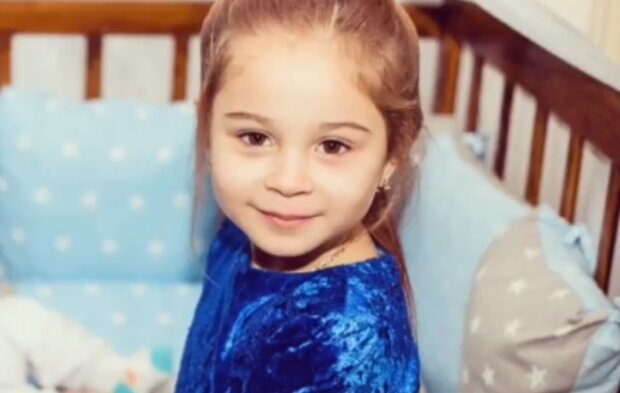 "Бог слышит наши молитвы": 6-летняя Лера может победить рак, украинцев просят дать девочке шанс