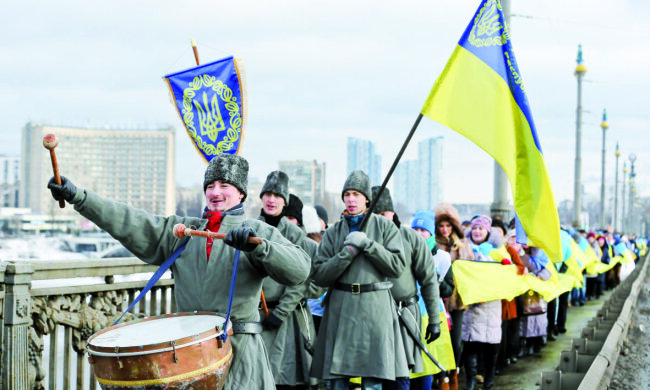 праздновать День соборности Украины