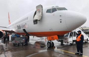 НП в Одесі: літаки направляють в інші аеропорти