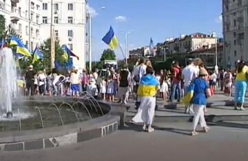 В Харькове устроят марш вышиванок, обращение к жителям: "приносите с собой..."